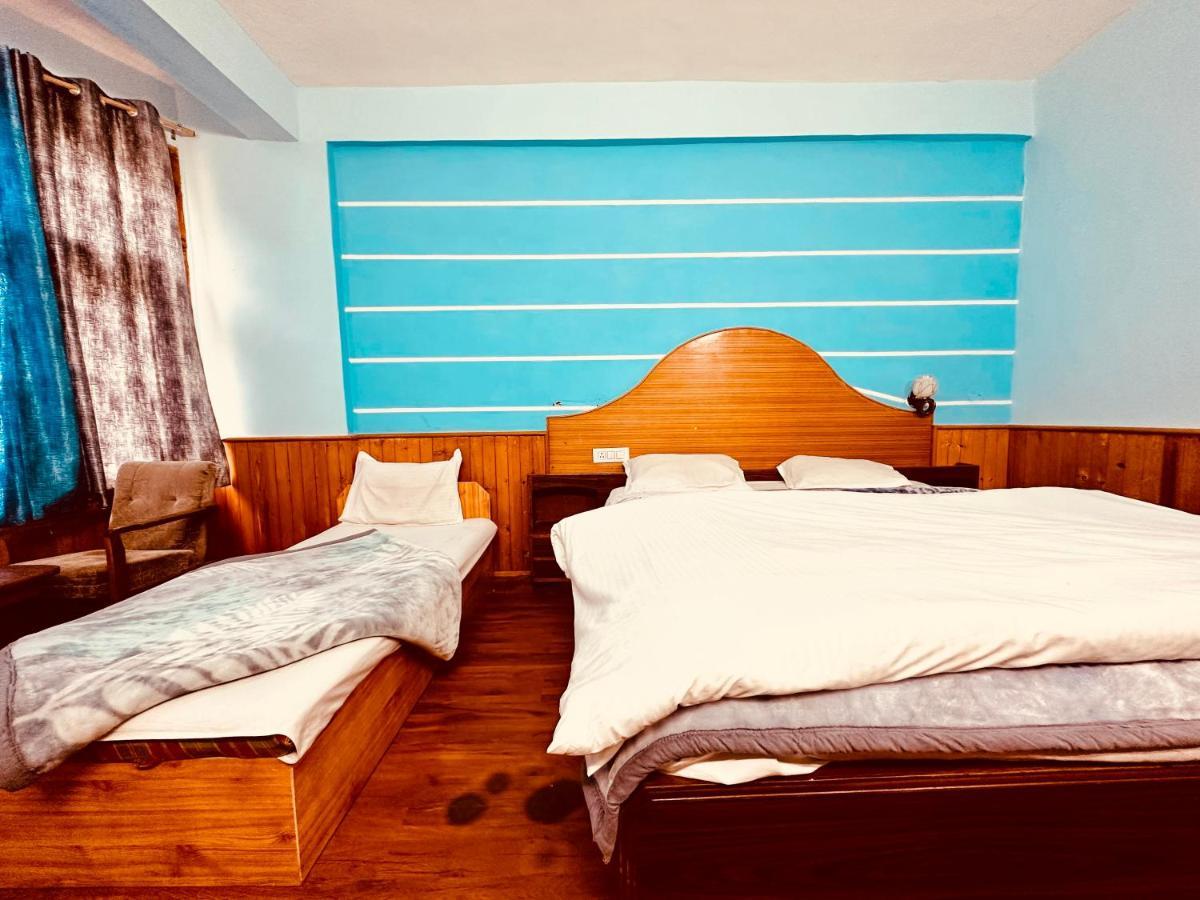 Hotel D Kanchan Manali Buitenkant foto